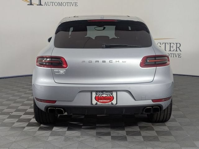 2017 Porsche Macan Turbo