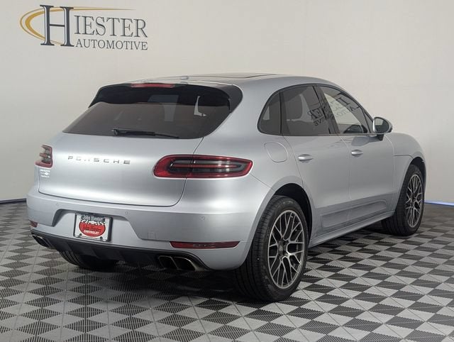 2017 Porsche Macan Turbo