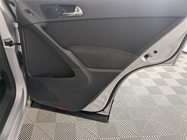 2018 Volkswagen Tiguan Limited BASE