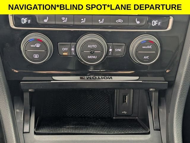 2019 Volkswagen Golf R 2.0T w/DCC & Navigation