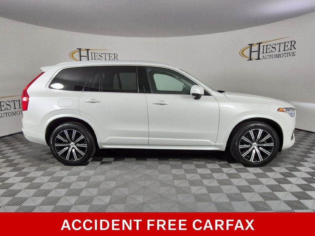 2020 Volvo XC90 T5 Momentum 7 Passenger
