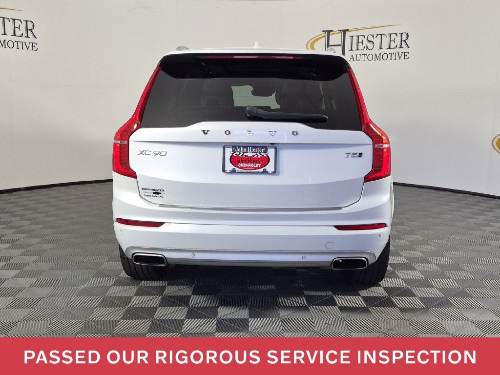 2020 Volvo XC90 T5 Momentum 7 Passenger