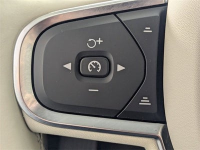 2021 Volvo XC60 Momentum