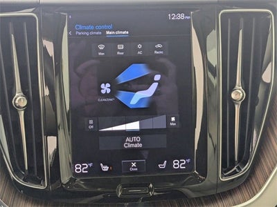 2021 Volvo XC60 Momentum