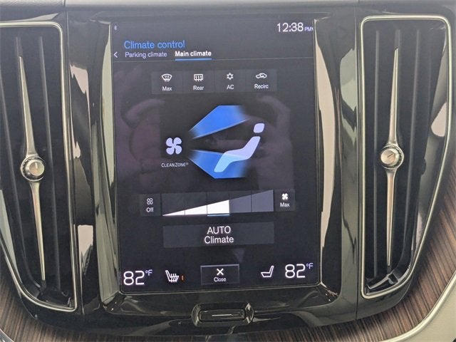 2021 Volvo XC60 Momentum