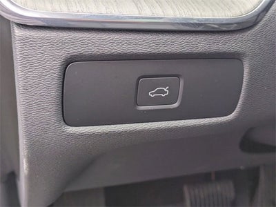 2025 Volvo XC60 Plus