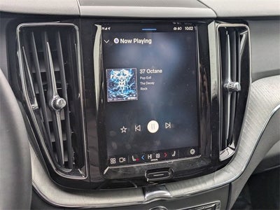 2025 Volvo XC60 Plus