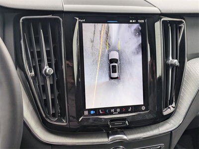 2025 Volvo XC60 Plus