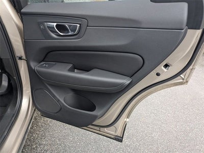 2025 Volvo XC60 Plus