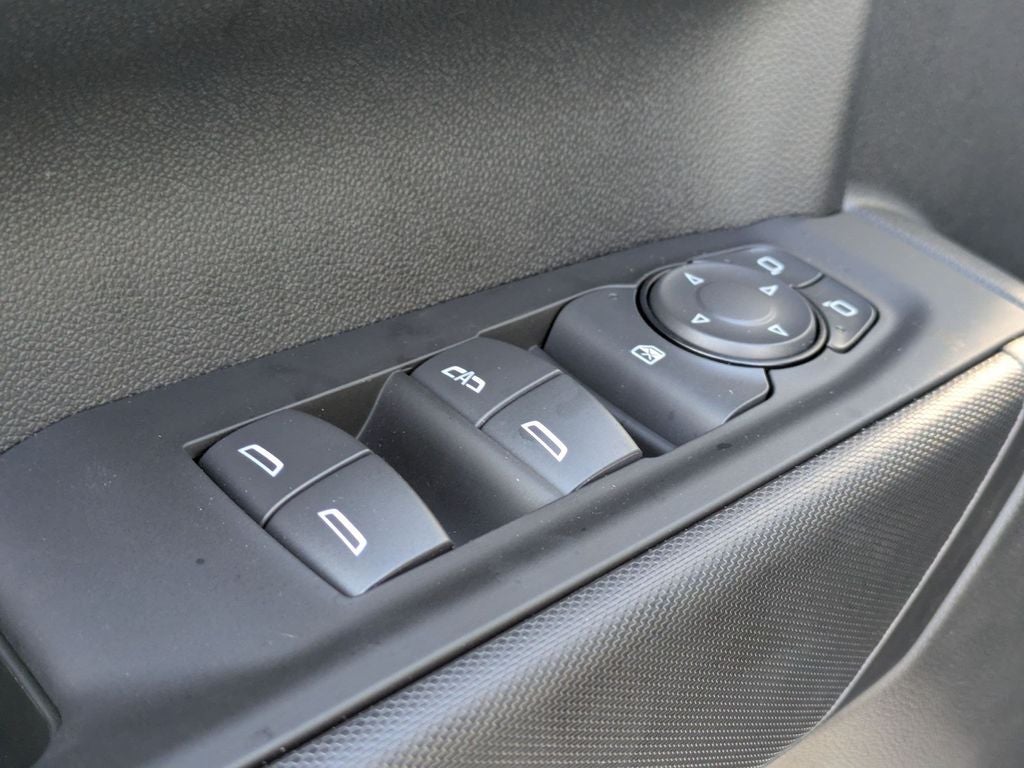 2026 Chevrolet Silverado 1500 Custom - Photo 10