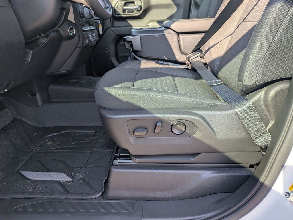 2026 Chevrolet Silverado 1500 Custom - Photo 11