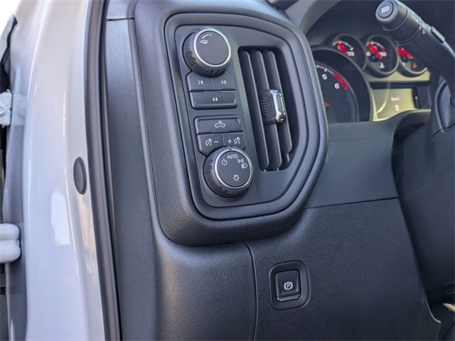 2026 Chevrolet Silverado 2500HD Custom