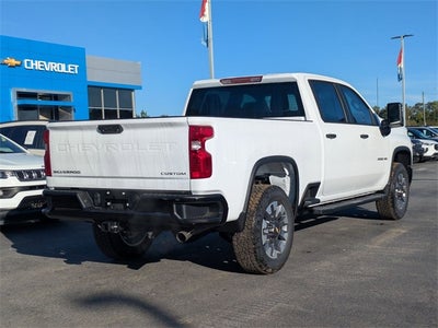 2026 Chevrolet Silverado 2500HD Custom