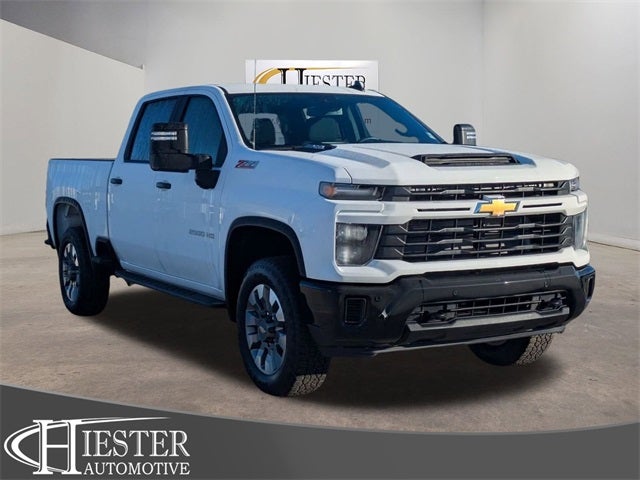 2026 Chevrolet Silverado 2500HD Custom