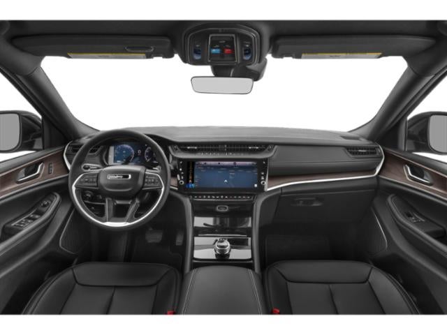 2027 Jeep Grand Cherokee Laredo X