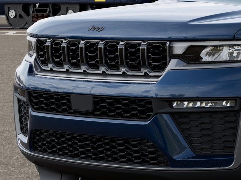 2027 Jeep Grand Cherokee GRAND CHEROKEE LIMITED 4X4