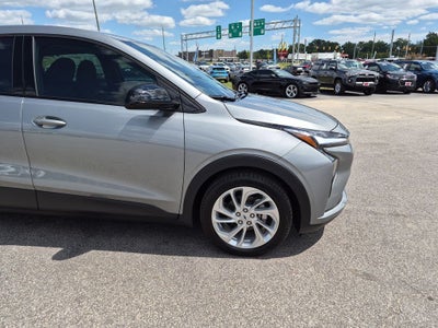 2027 Chevrolet Bolt EV LT