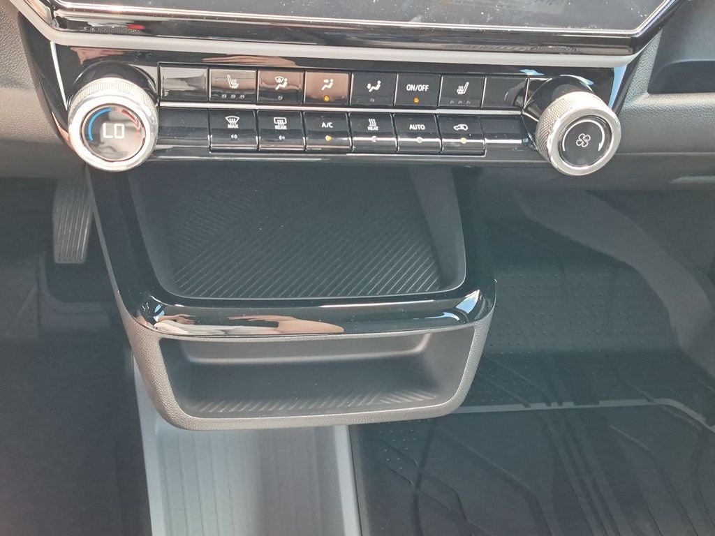 2027 Chevrolet Bolt EV LT