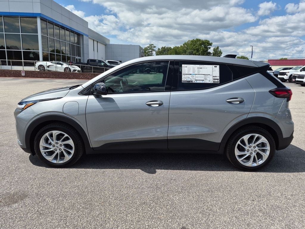 2027 Chevrolet Bolt EV LT