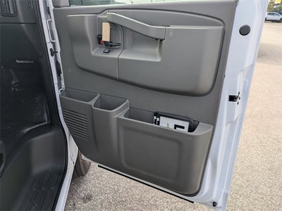 2024 Chevrolet Express 2500 Work Van Cargo