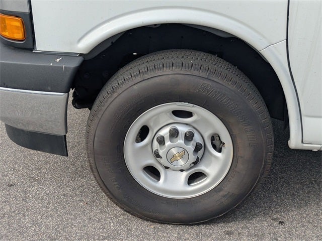 2024 Chevrolet Express 2500 Work Van Cargo