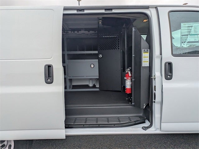 2024 Chevrolet Express 2500 Work Van Cargo