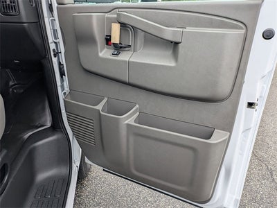 2024 Chevrolet Express 2500 Work Van Cargo