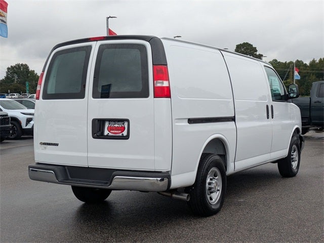 2024 Chevrolet Express 2500 Work Van Cargo