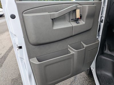 2024 Chevrolet Express 2500 Work Van Cargo