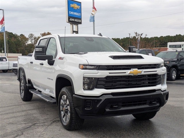 2026 Chevrolet Silverado 2500HD Custom