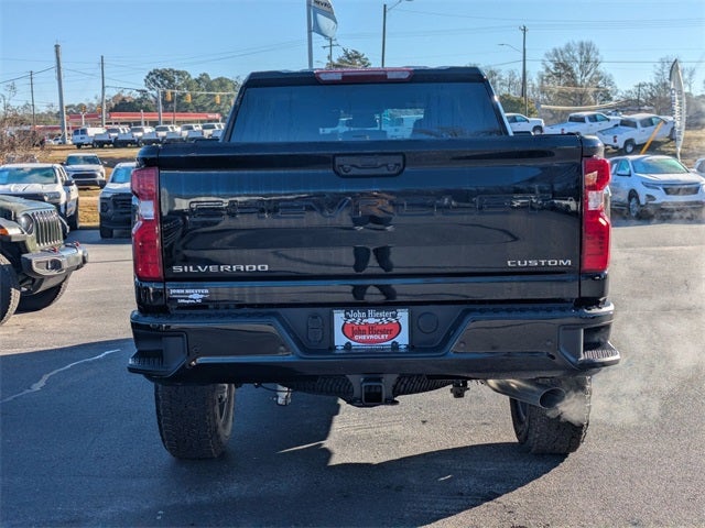 2026 Chevrolet Silverado 2500HD Custom