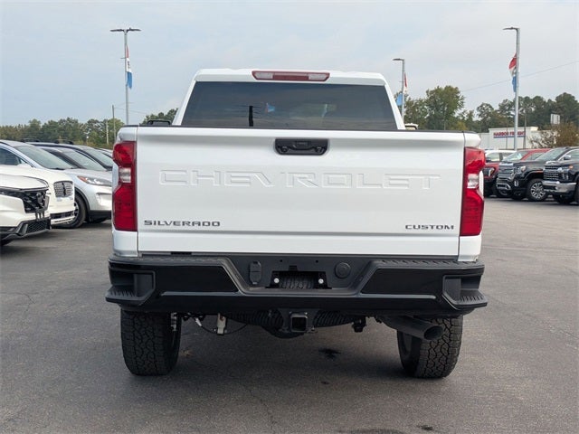 2026 Chevrolet Silverado 2500HD Custom