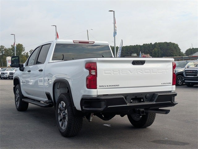 2026 Chevrolet Silverado 2500HD Custom