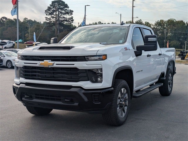 2026 Chevrolet Silverado 2500HD Custom