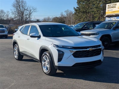 2026 Chevrolet Trax LS