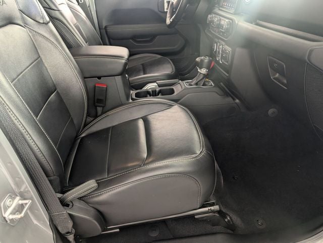2022 Jeep Wrangler Unlimited Sahara 4x4
