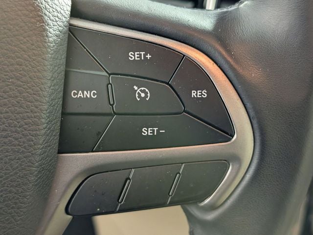 2019 Jeep Grand Cherokee Laredo E