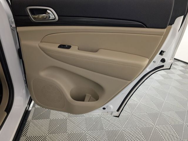 2019 Jeep Grand Cherokee Laredo E