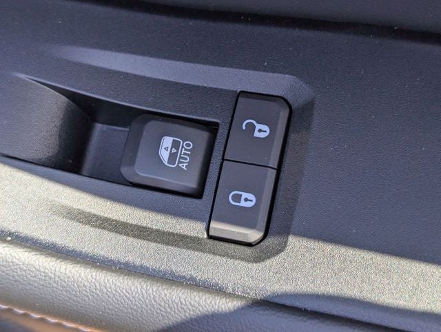 2026 Jeep Grand Cherokee GRAND CHEROKEE LAREDO 4X2