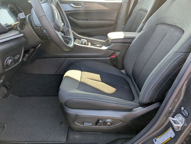 2026 Jeep Grand Cherokee GRAND CHEROKEE LAREDO 4X2