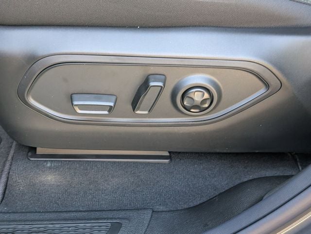 2026 Jeep Grand Cherokee GRAND CHEROKEE LAREDO 4X2
