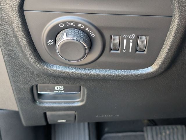 2026 Jeep Grand Cherokee GRAND CHEROKEE LAREDO 4X2
