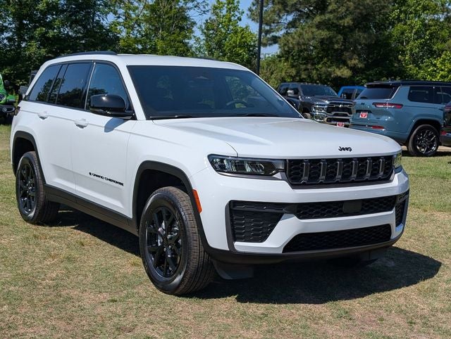2026 Jeep Grand Cherokee GRAND CHEROKEE LAREDO ALTITUDE 4X2