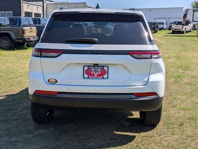 2026 Jeep Grand Cherokee GRAND CHEROKEE LAREDO ALTITUDE 4X2