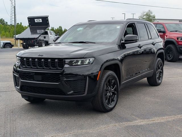 2026 Jeep Grand Cherokee GRAND CHEROKEE LAREDO ALTITUDE 4X2