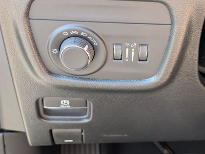 2026 Jeep Grand Cherokee GRAND CHEROKEE LAREDO 4X4