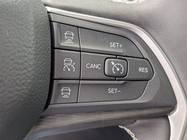 2026 Jeep Grand Cherokee GRAND CHEROKEE LAREDO 4X4