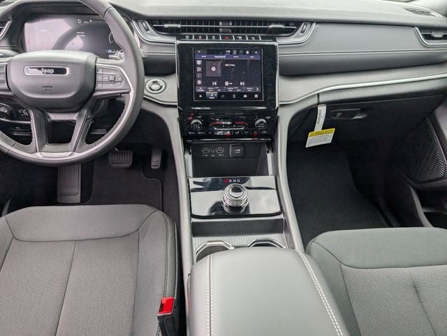 2026 Jeep Grand Cherokee GRAND CHEROKEE LAREDO 4X4