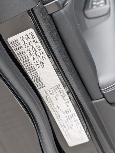 2026 Jeep Grand Cherokee GRAND CHEROKEE LAREDO 4X4