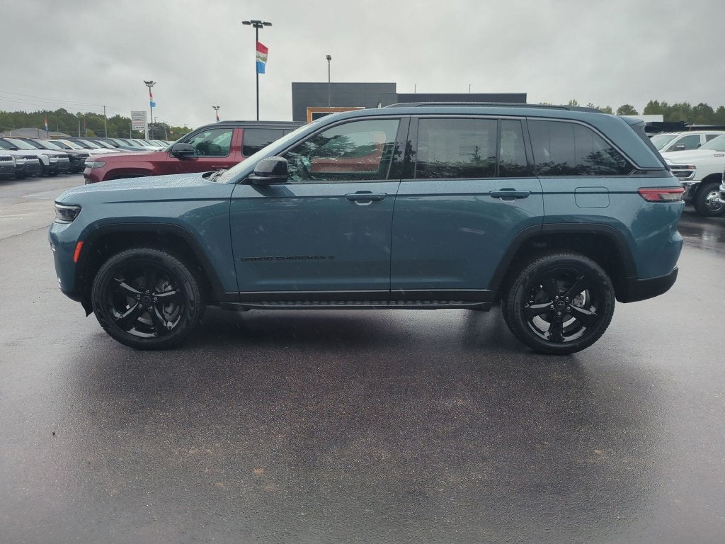 2027 Jeep Grand Cherokee Limited
